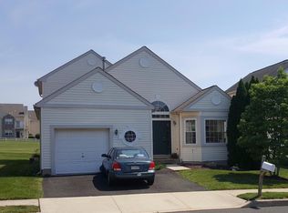 42 Saint Andrews Blvd, Limerick, PA 19468