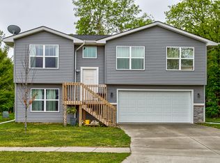 1002 S I Ave, Nevada, IA 50201