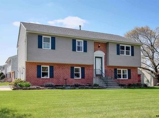 401 Appaloosa Way, Red Lion, PA 17356