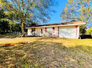 109 Cedar St, Petal, MS 39465