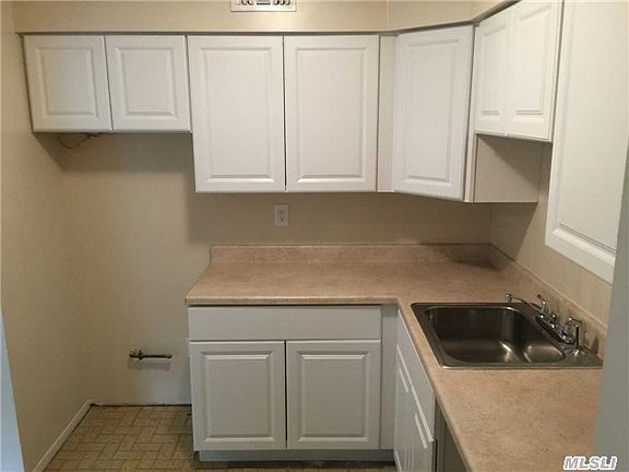 3rd image of 375 Artist Lake Dr #375