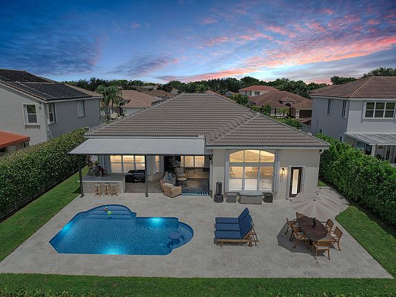 3rd image of 5794 La Gorce Circle