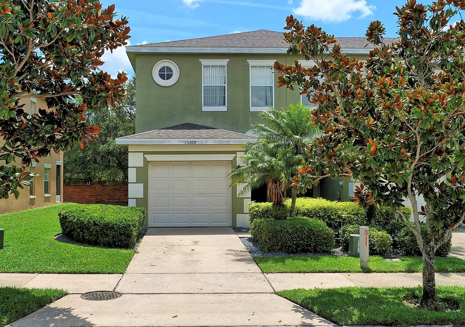 3 bedroom, 2.5 bath in gated community, Daniels Landing Townhomes — Photo 1