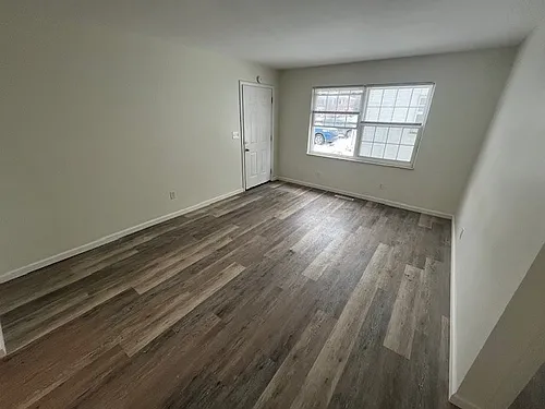 272-284 Broad Meadows Blvd Photo 1