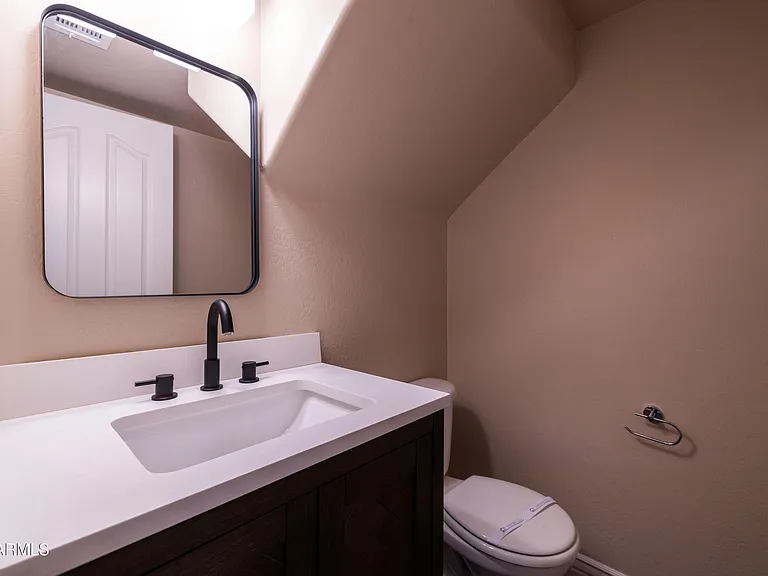 1531 S Longspur Ln — Photo 8