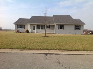 W Lynn St, Pioneer, OH 43554