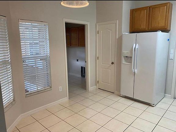 4th image of 1024 Longville Cir