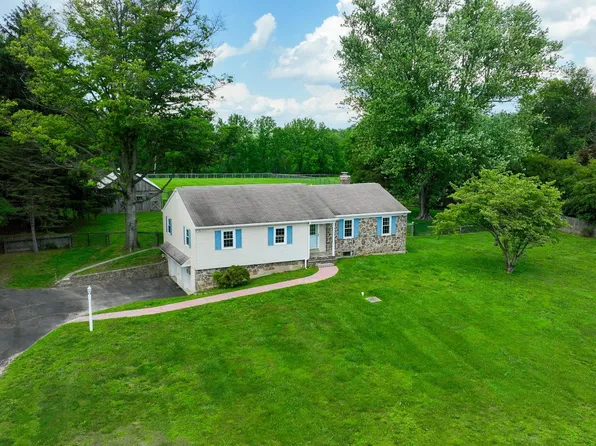 151 Fairview Rd, Glenmoore, PA 19343