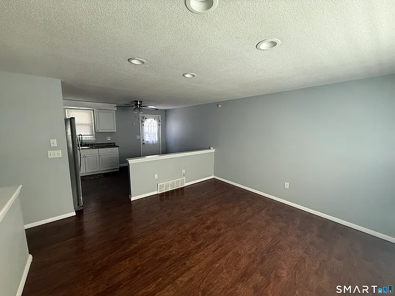 106 Meetinghouse Rdg — Photo 3