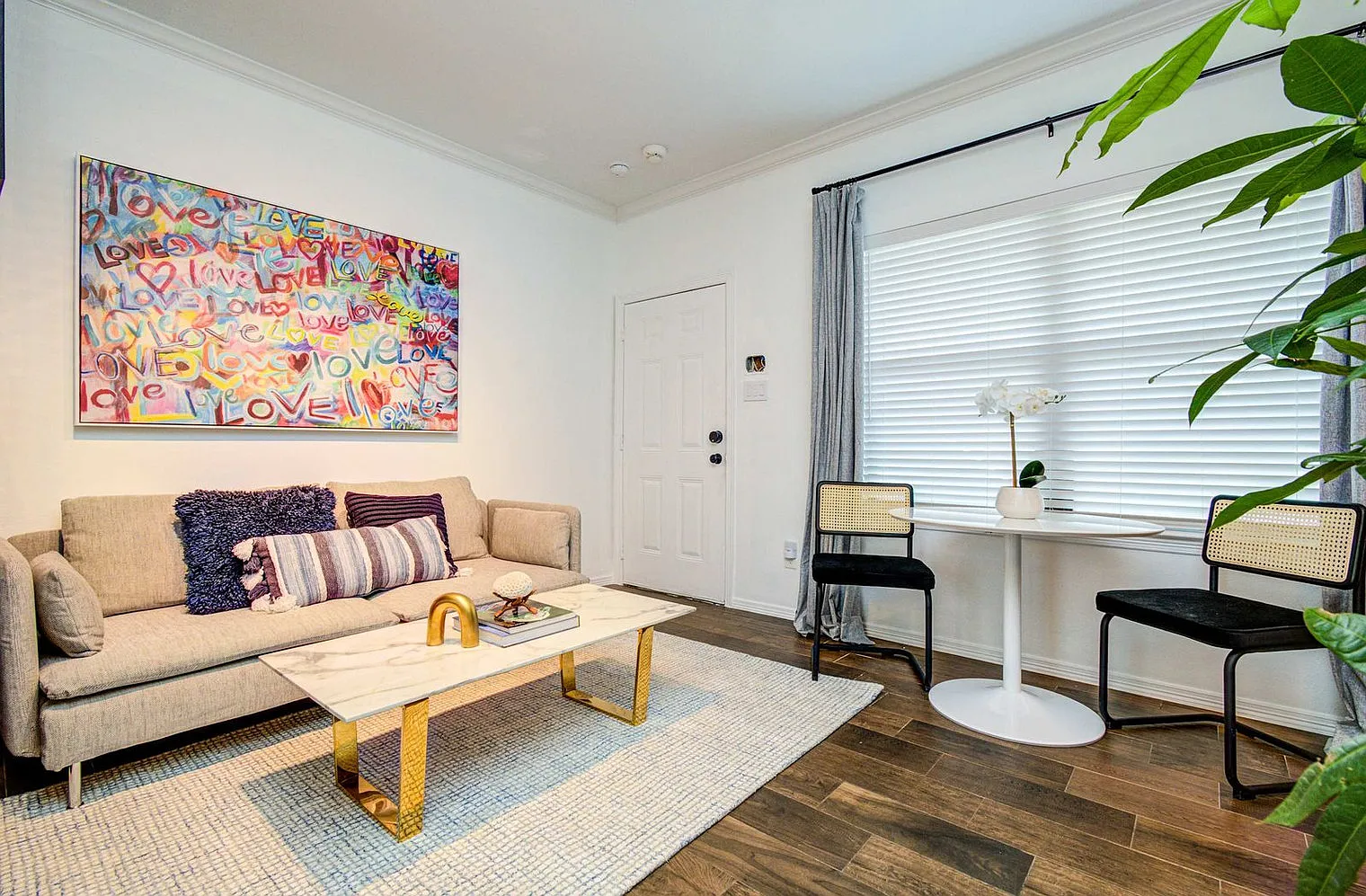 Studio, 1.0 bath, 398 sqft, $2,085 — Photo 3