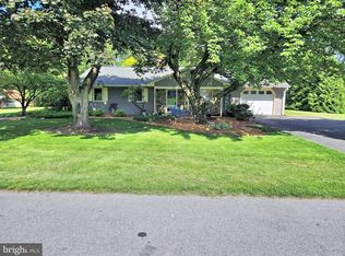 1287 Christine Ave, Manheim, PA 17545