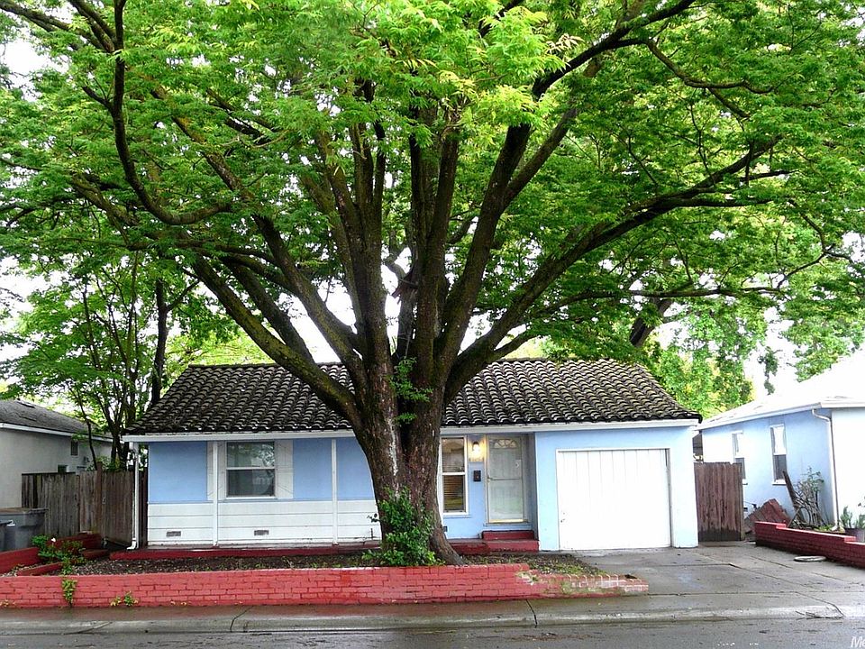 1st image of 1813 Laurel Ln