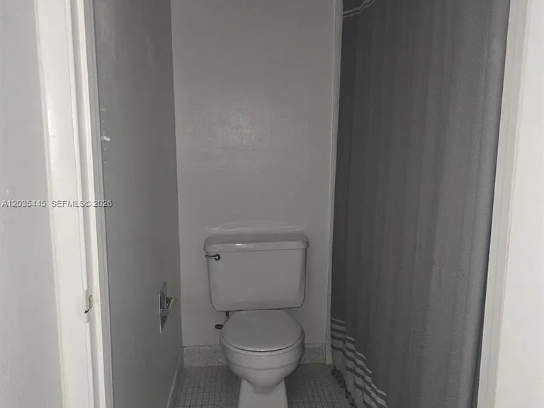 16909 N Bay Rd #1020 — Photo 15