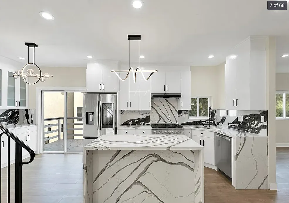 Building Photo - 4530 Ensenada Dr