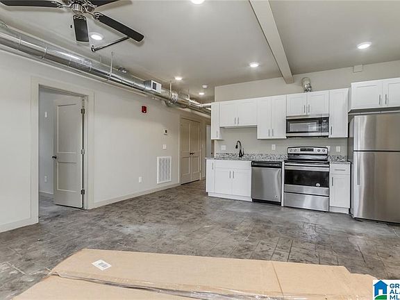 4th image of 1110 17th St #101