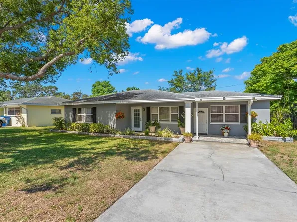 707 24th St SW, Largo, FL 33770