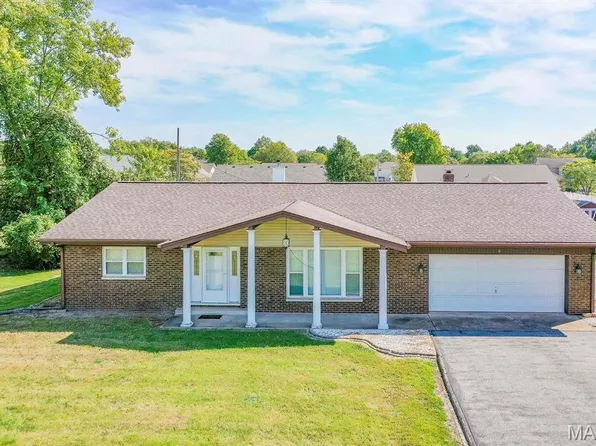 3 Park St, Freeburg, IL 62243