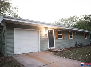 315 W Rio Rd, Lincoln, NE 68505
