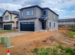 8898 Angie Dr, Niagara Falls, ON L2H0H9