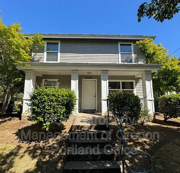 6734 N Montieth Ave — Photo 1
