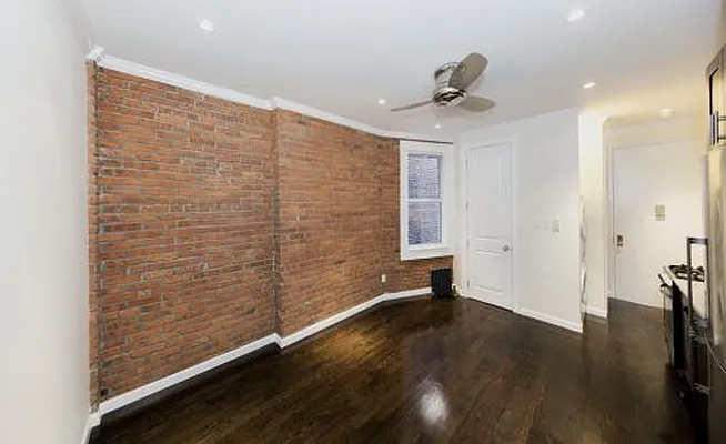 Rented by Icon Realty Management | media 26