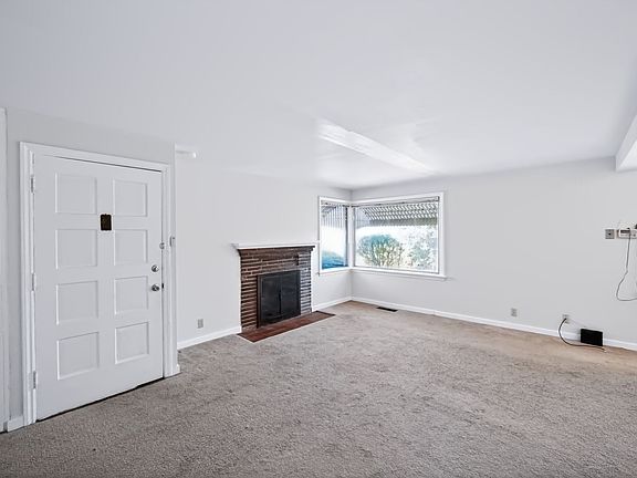 2nd image of 2015 S Edmunds St