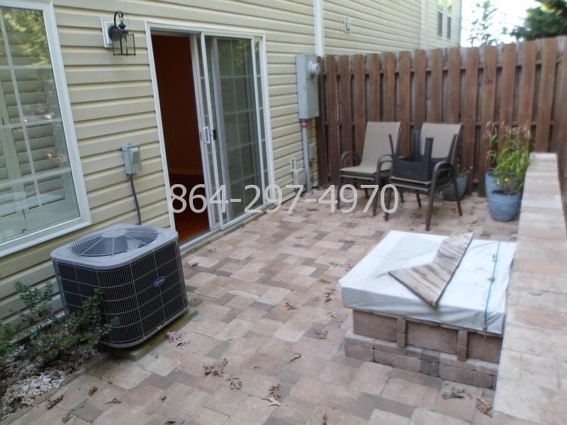 2nd image of 5 Rock Side Ct