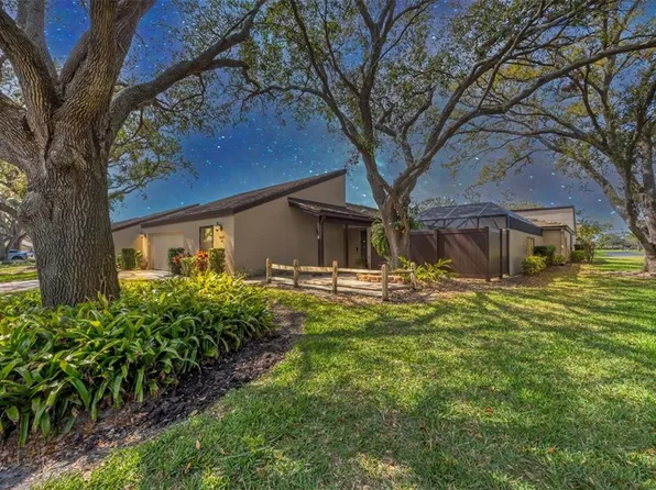 3939 Glen Oaks Manor Dr, Sarasota, FL 34232