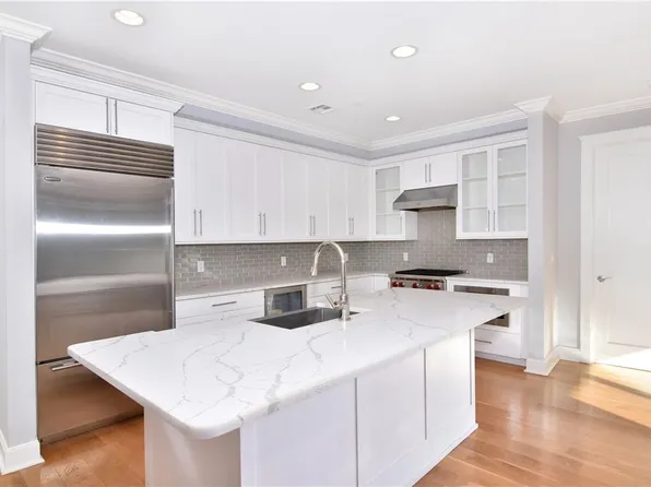 45 Hudson View Way #101, Tarrytown, NY 10591