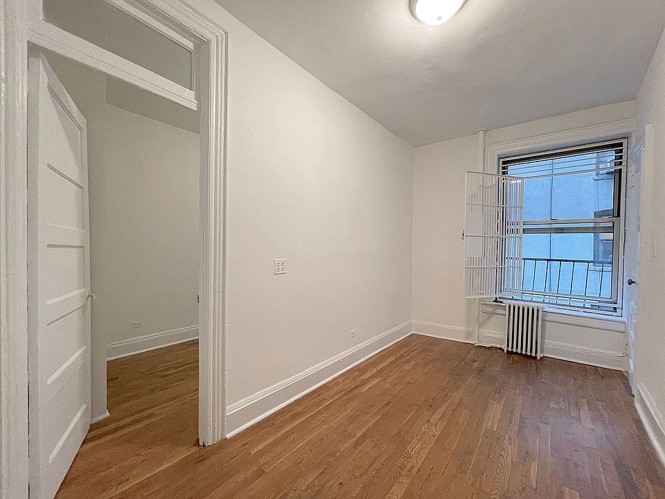 1st image of 150 Sullivan St APT 6
