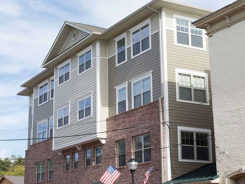 1st image of 6 N Doughty Ave APT 401