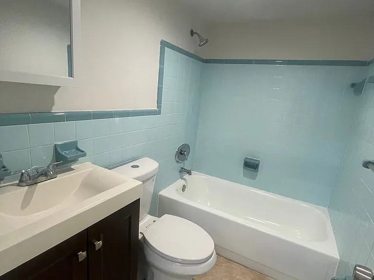 1245 SW 5th St — Photo 12