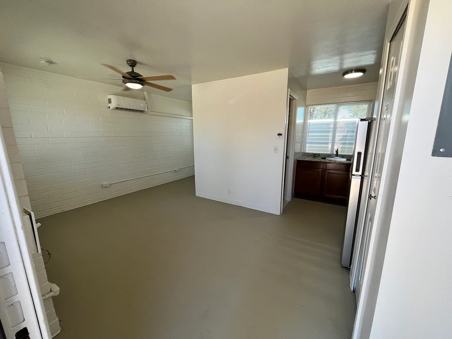 Studio, 450 sqft, $795 — Photo 2