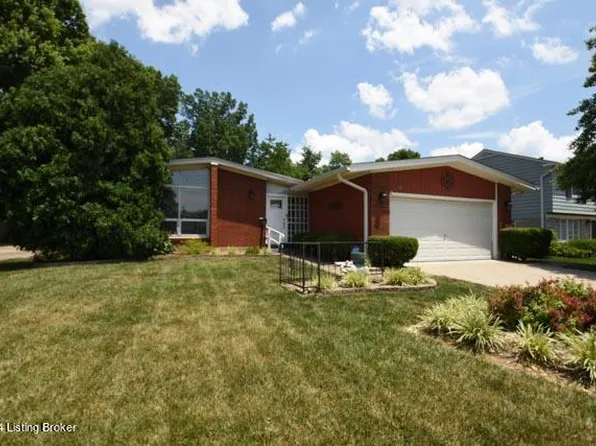 1205 Girard Dr, Graymoor Devondale, KY 40222