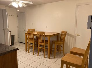 26 College St APT 1, Clinton, CT 06413