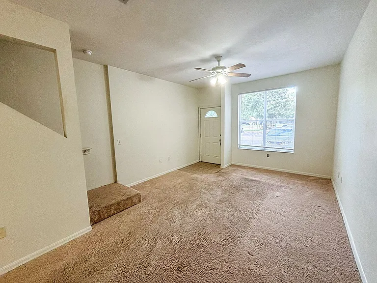 3510 SW 30th Way #156 — Photo 3