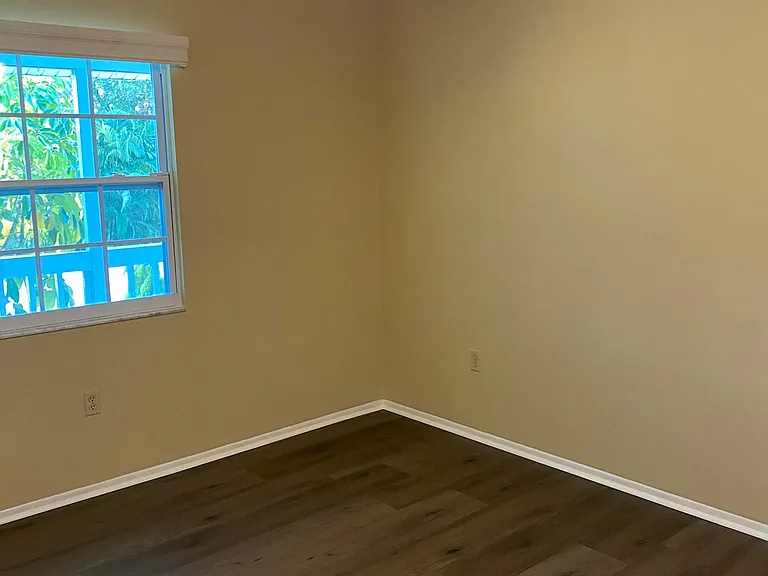 Guest bedroom