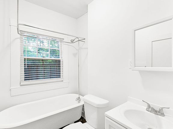 3rd image of 1605 12th St S APT 2