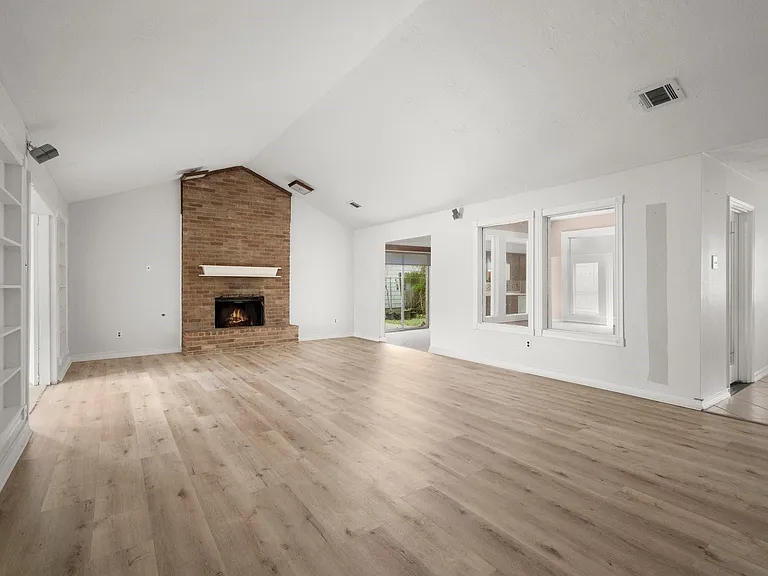 706 Shenandoah Dr — Photo 24