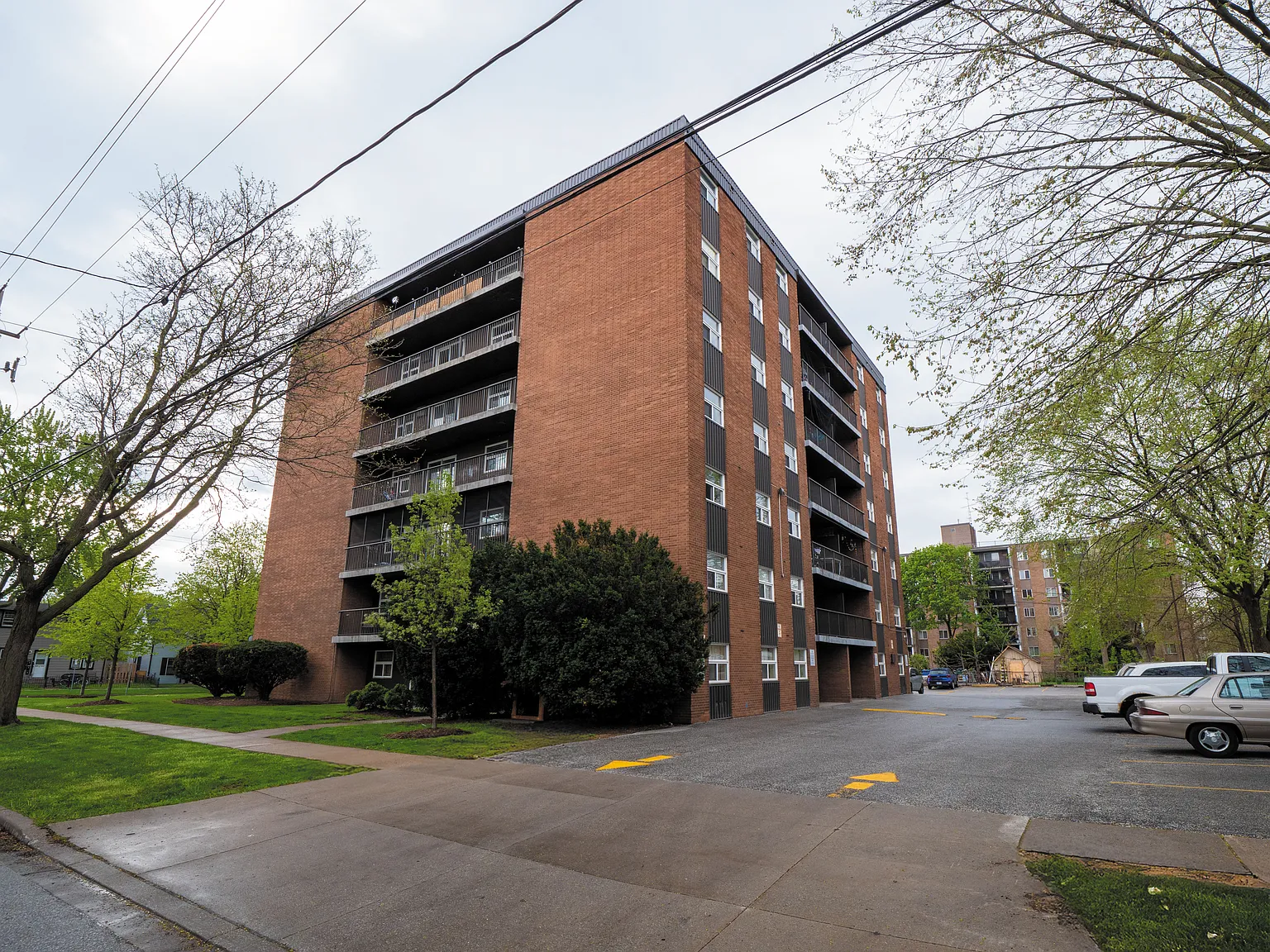 Karita Tower Apartments — Photo 3