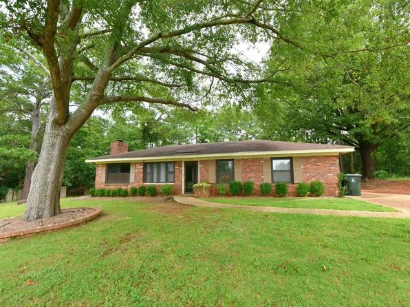 1256 Shug Jordan Pkwy, Auburn, AL 36832