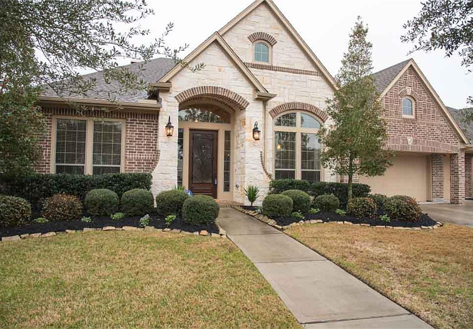 1st image of 26323 Pleasant Knoll Ln