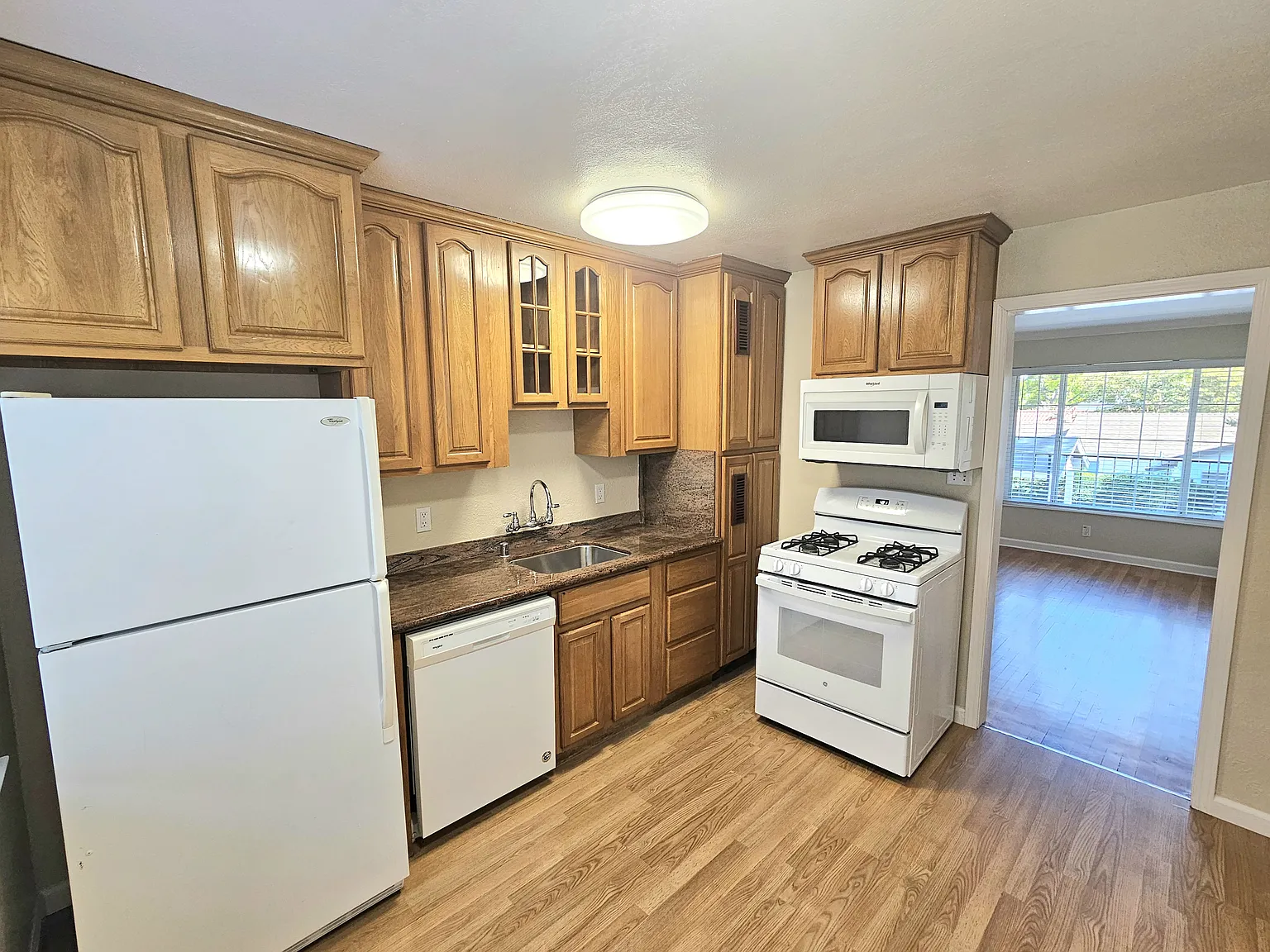 2 bed, $2,795 — Photo 3