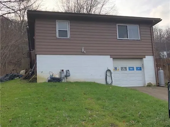 120 Liberty Ave, Weirton, WV 26062