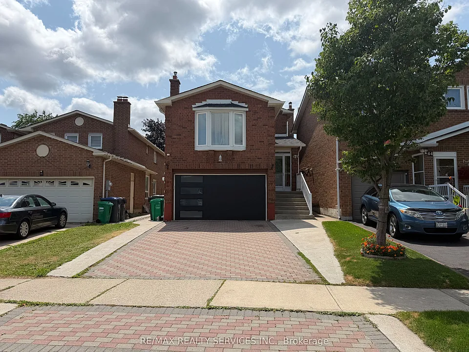 62 Trewartha Cres