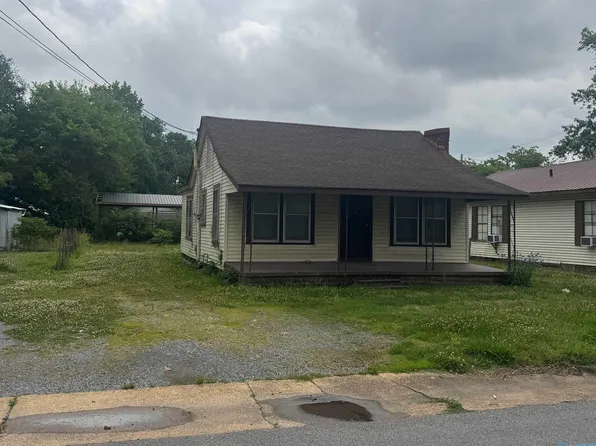 203 Andrew St, Albertville, AL 35950
