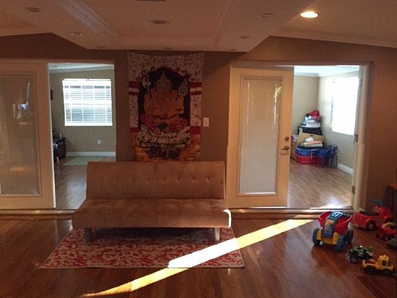 4th image of 18122 Norwood Park Pl