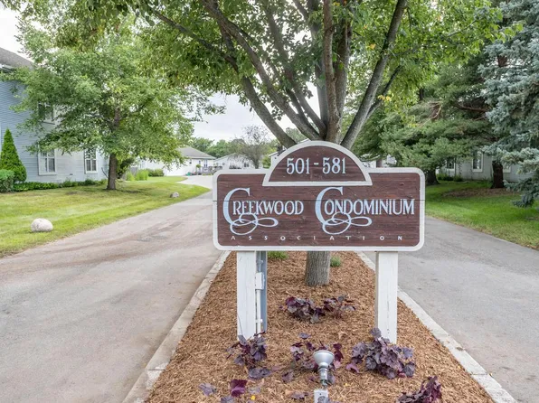 573 Slinger ROAD #B-4, Slinger, WI 53086