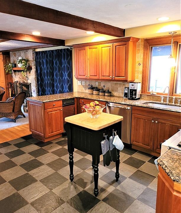 73 Arlington St, Acton, MA 01720 Zillow