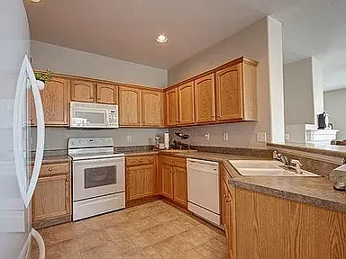 14 Whitehaven Cir — Photo 5